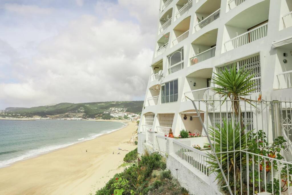 Green Dream Studio Next To The Beach By Trip2Portugal セシンブラ エクステリア 写真